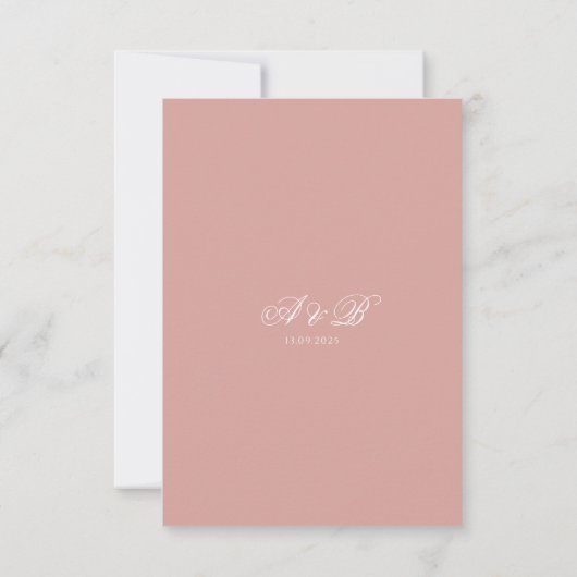 Elegant Classic Dusty Rose Monogram Script Wedding RSVP Karte (Rückseite)