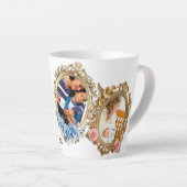 Elegant Coffee Mug with Classic Gold Frame - Desig Milchtasse (Rechte Ecke)