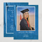 Elegant Contemporary Blue Graduation Card Ankündigung (Vorne/Hinten)