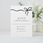 Elegant Coquette Bow Formal Wedding RSVP (Stehend Vorderseite)