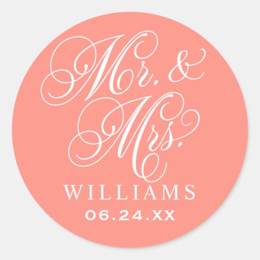 Elegant Coral Mr. and Mrs. Script Custom Monogram Runder Aufkleber (Vorderseite)
