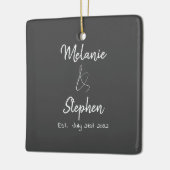 Elegant Couple Names Date Script Typogray Keramikornament (Links)