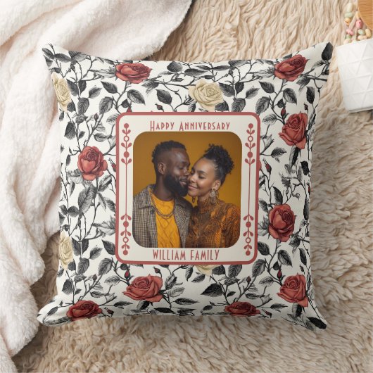 Elegant Couple Throw Pillow For Couple Kissen (Decke)