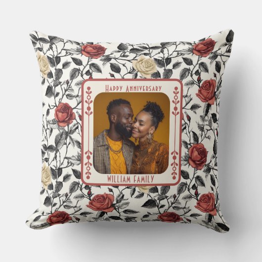 Elegant Couple Throw Pillow For Couple Kissen (Vorderseite)