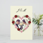Elegant Cream Rose Heart Wedding Invitation (Stehend Vorderseite)