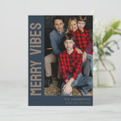 Elegant Custom Foto Merry Vibes Feiertagskarte (Stehend Vorderseite)