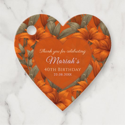 Elegant Custom Lilies Floral Birthday Present Geschenkanhänger (Vorderseite)