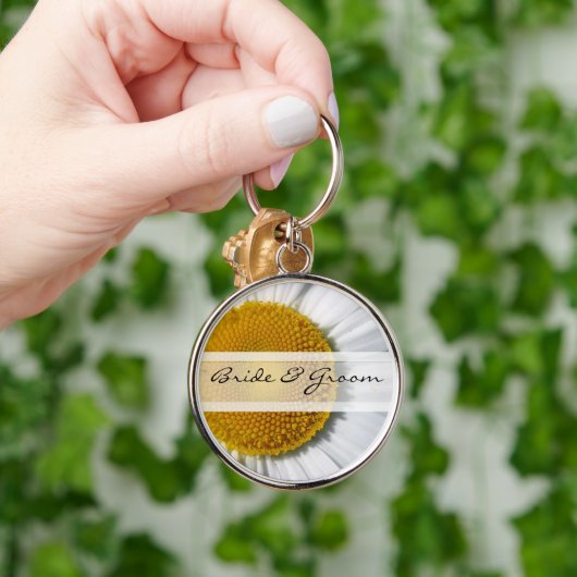 Elegant Daisy Wedding Schlüsselanhänger (Hand)