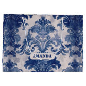 Elegant Damask Blue toile de jouy monogram Große Geschenktüte (Rückseite)