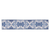 Elegant Damask Blue toile de jouy monogram Kurzer Tischläufer (Horizontal)