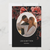 Elegant Dark Moody Red Flowers | Photo Wedding Einladung (Rückseite)