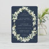 Elegant Dark Navy Snowberry+Eucalyptus Wedding Einladung (Stehend Vorderseite)