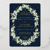 Elegant Dark Navy Snowberry+Eucalyptus Wedding Folieneinladung (Vorderseite)