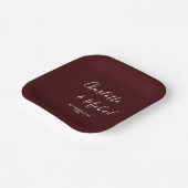 Elegant Deep Burgundy Script Minimalist Wedding Pappteller (Gewinkelt)