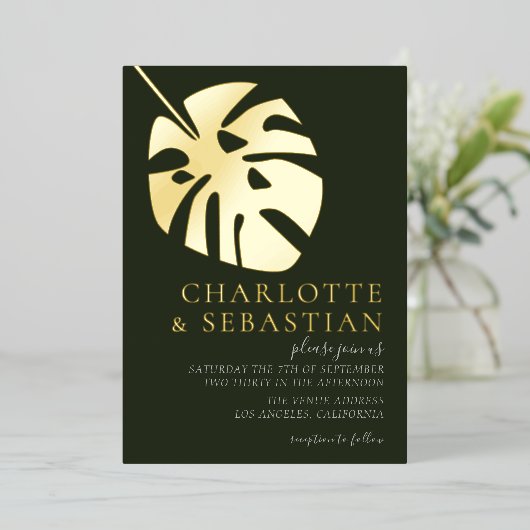 Elegant Deep Green Foto Wedding Personalisiert Folieneinladung (Stehend vorne)