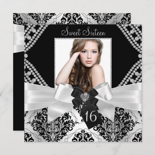 Elegant Diamond Bow Black Damask Foto Sweet 16 Einladung (Vorne/Hinten)