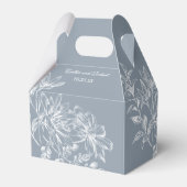 Elegant Dusty Blue and White Floral Gevor Box Geschenkschachtel (Vorderseite)