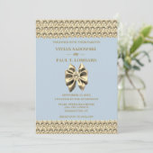 Elegant Dusty Blue Diamond & Gold Wedding Einladung (Stehend Vorderseite)