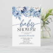 Elegant Dusty Blue Floral Blume Babydusche Einladung (Stehend Vorderseite)