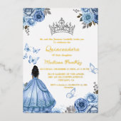 Elegant Dusty Blue Floral Butterfly Quinceanera Folieneinladung (Vorderseite)