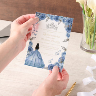 Elegant Dusty Blue Floral Butterfly Quinceanera Pergament Einladungen