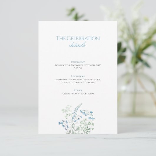 Elegant Dusty blue Floral Calligraphy Wedding Begleitkarte (Stehend Vorderseite)