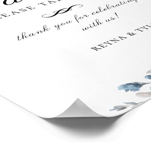 Elegant Dusty Blue Floral Gefallen Hochzeitszeiche Poster (Ecke)