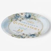 Elegant Dusty Blue Floral Gold Quinceañera Plates Pappteller (Schrägansicht)