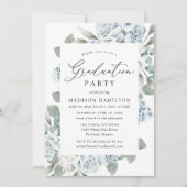 Elegant Dusty Blue Floral Graduation Party Einladung (Vorderseite)