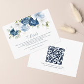 Elegant Dusty Blue Floral QR Code Hochzeitdetails Begleitkarte