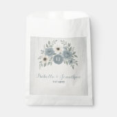 Elegant Dusty Blue Floral Wax Seal Wedding Geschenktütchen (Vorderseite)