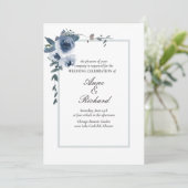 Elegant Dusty Blue Floral Wedding Einladung (Stehend Vorderseite)