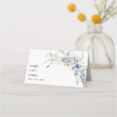 Elegant Dusty Blue Floral Wedding Platzkarte (Rückseite)