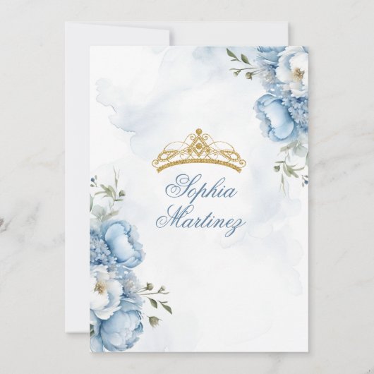 Elegant Dusty Blue Flowers Princess Quinceañera Einladung (Rückseite)