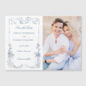 Elegant Dusty Blue French Floral Save the Date Magneteinladung (Vorderseite)