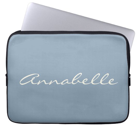 Elegant Dusty Blue Handwriting Script Name Custom Laptopschutzhülle (Vorderseite)