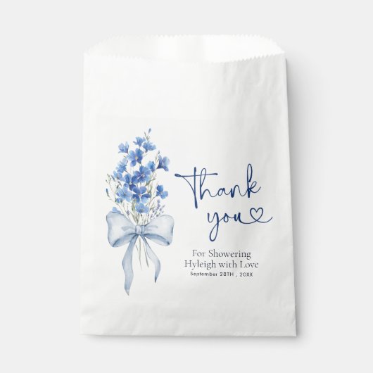 Elegant Dusty Blue Hydrangea Brautparty Geschenktütchen (Vorderseite)