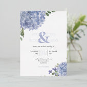 Elegant Dusty Blue Hydrangeas Floral Bouquets Folieneinladung (Stehend vorne)