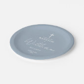 Elegant Dusty Blue Minimalistisch Baptismus Christ Pappteller (Schrägansicht)