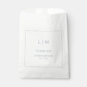 Elegant Dusty Blue Monogram Vielen Dank für Ihre H Geschenktütchen (Vorderseite)