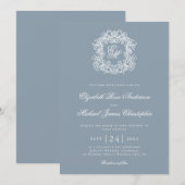 Elegant Dusty Blue Monogram Wedding Crest Einladung (Vorne/Hinten)