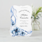 Elegant Dusty Blue Navy Blume Hochzeit Einladung (Stehend Vorderseite)