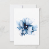 Elegant Dusty Blue Navy Blume Hochzeit RSVP Karte (Rückseite)