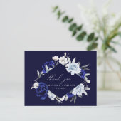 Elegant Dusty Blue Navy Floral Wedding Vielen Dank Postkarte (Stehend Vorderseite)