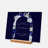 Elegant Dusty Blue Navy Floral Wedding Willkommen Acrylschild (Winkel)