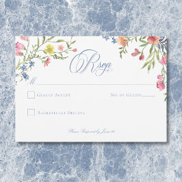 Elegant Dusty Blue Pastel Wildblume Wappen Wedding RSVP Karte