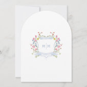 Elegant Dusty Blue Pastel Wildflower Crest Wedding Einladung (Rückseite)