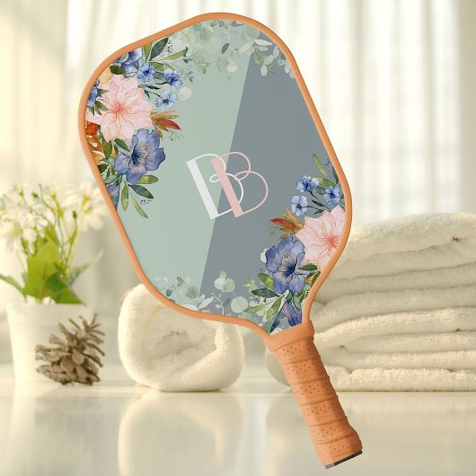 Elegant Dusty Blue Pink Floral Monogram Pickleball Schläger
