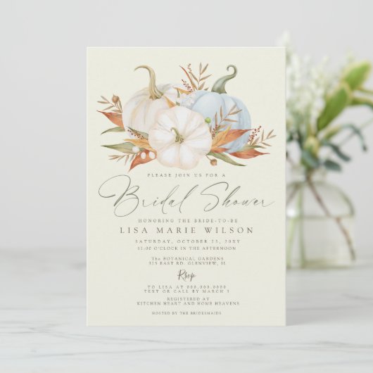 Elegant Dusty Blue Pumpkins Fall Brautparty Einladung (Stehend Vorderseite)