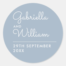 Elegant Dusty Blue Script-Gastgeschenk Hochzeit Runder Aufkleber